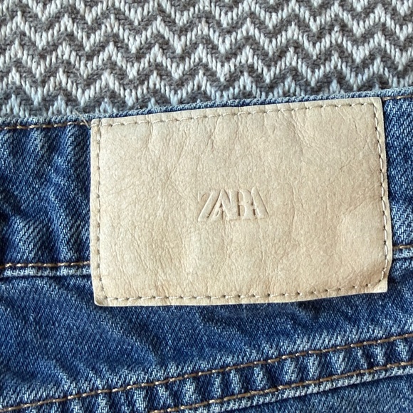 Zara wide leg denim medium wash size 4 white tag - Picture 6 of 8